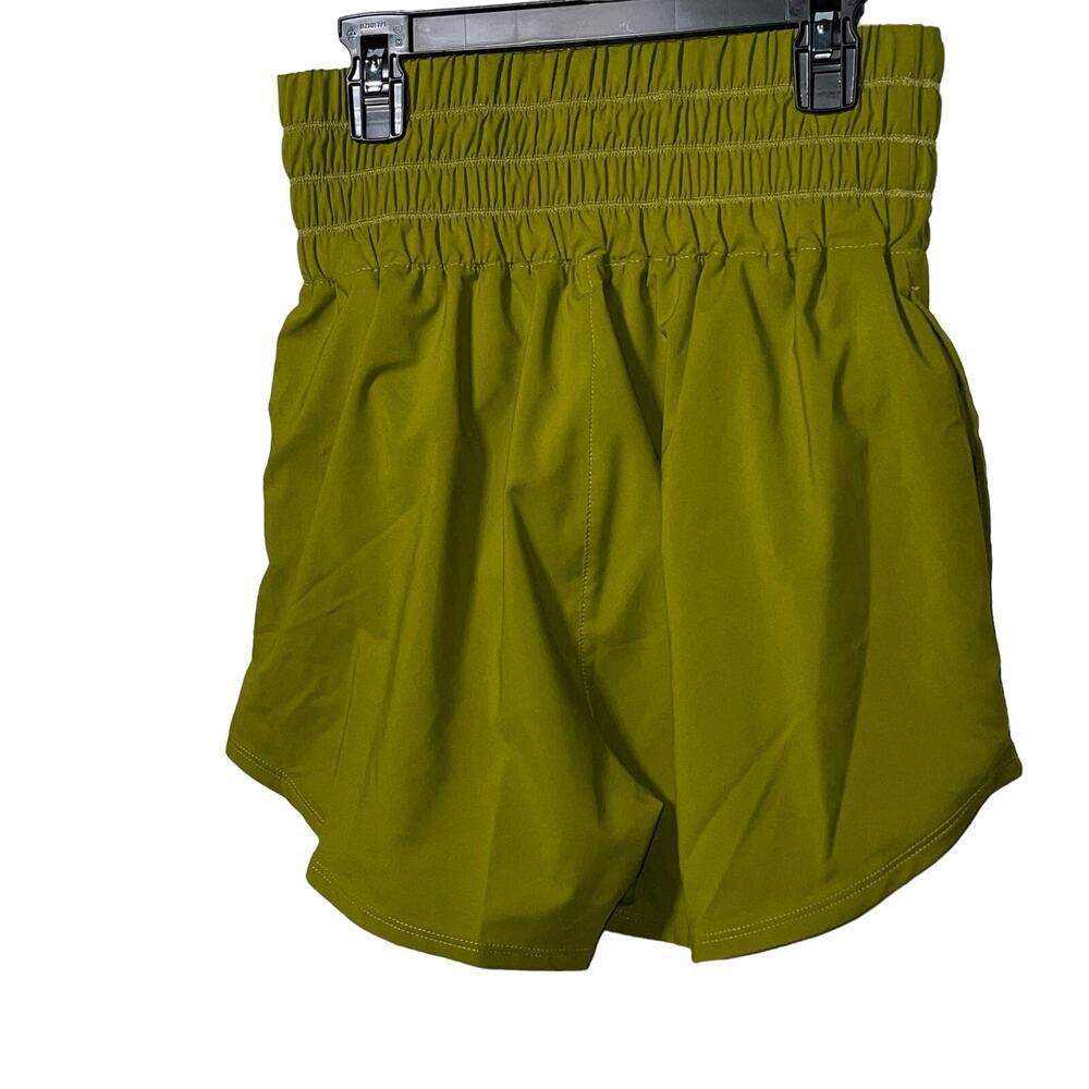 Nike One Dri-FIT Ultra High-Waisted Shorts green moss, small - Picture 3 of 7